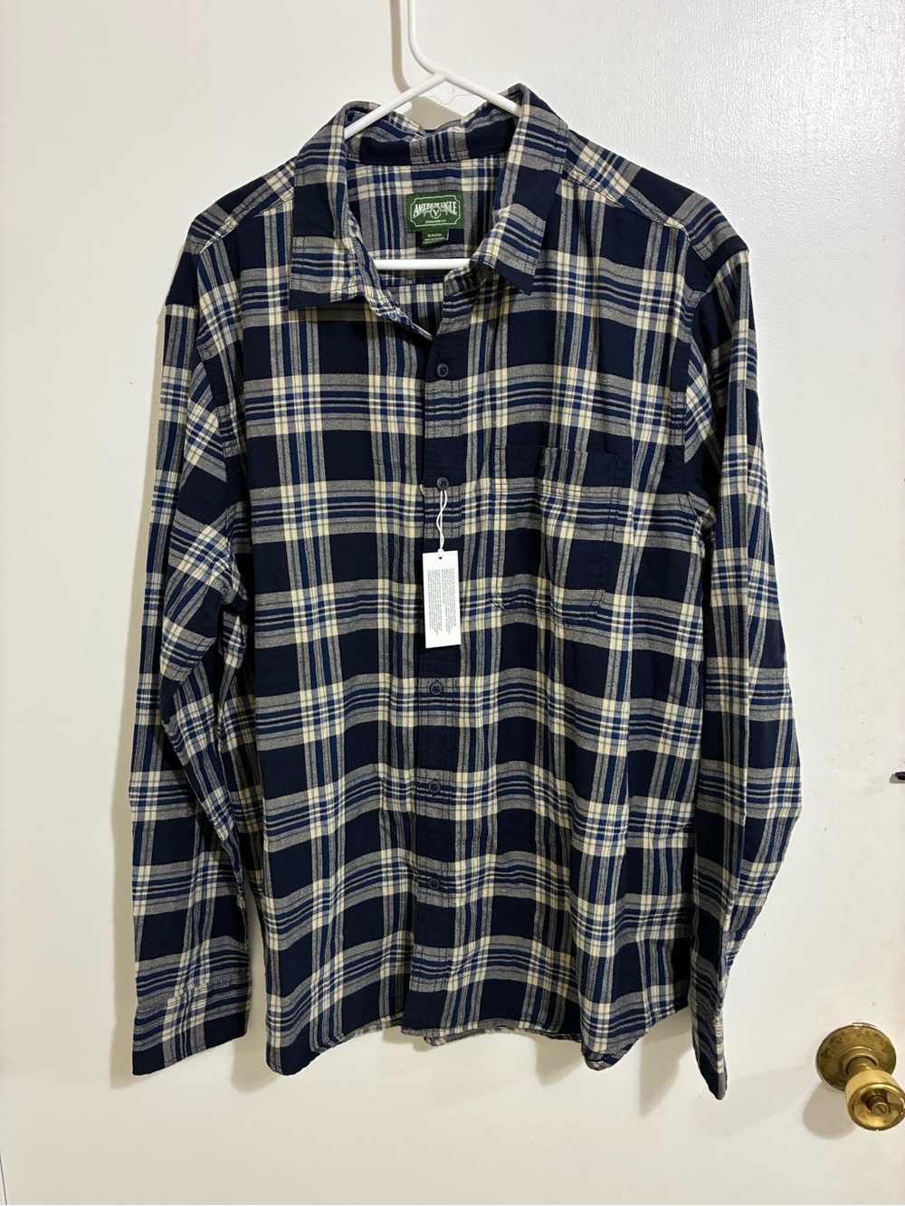 NWT Men's Navy and Cream Plaid Long-Sleeve Shirt size XL